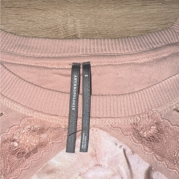 Anthropologie Beaded Bow Dusty Blush Pink Sweater Sweatshirt Small - Picture 6 of 14